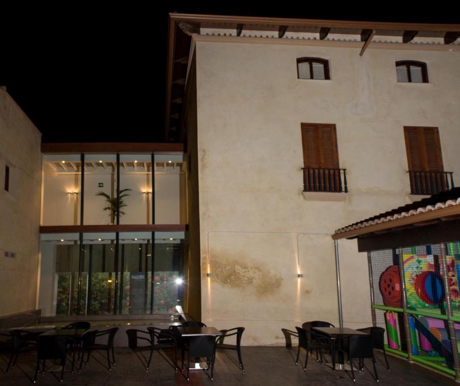 Hotel-Restaurante Casa Blava جزيرة شقر المظهر الخارجي الصورة